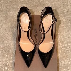 Elegant Black Patent Leather Women's He